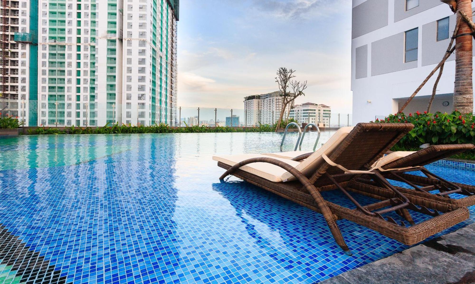 Cbd Rivergate- Infinity Pool Signature Хошимин Екстериор снимка